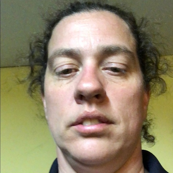 Meet your Posher, Amy - Picture 1 of 1